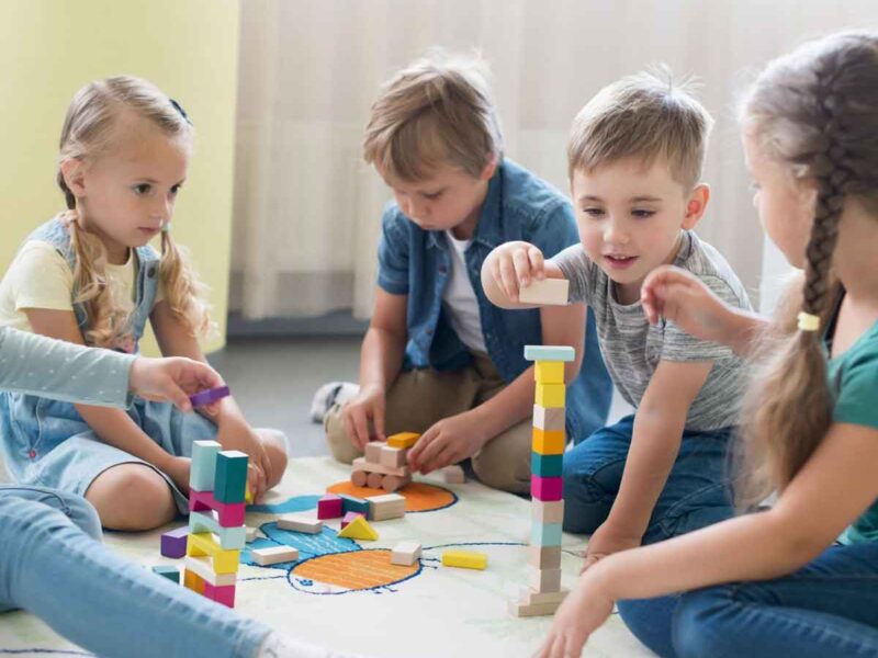 Por que alguns crianças necessitam de terapia da fala?